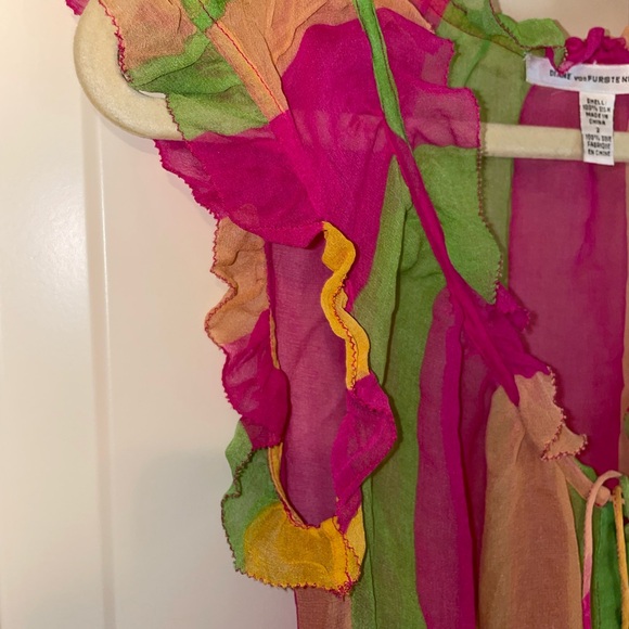 Diane Von Furstenberg silk summer top size small 2 sheer pink green - Picture 7 of 8